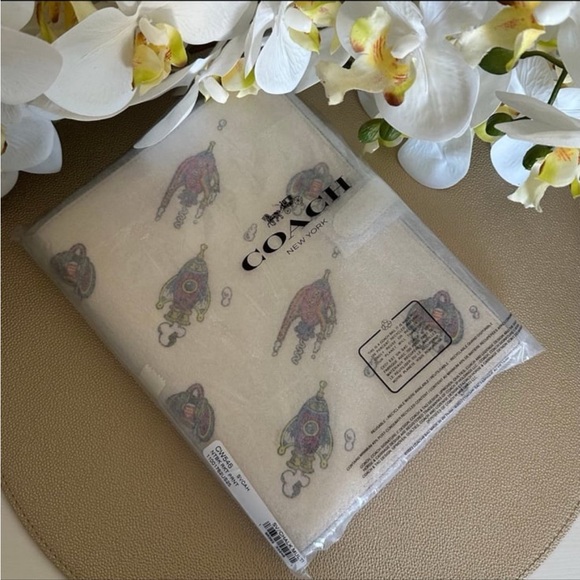 NWT 🚀 Coach LIMITED EDITION Genuine Leather Notebook • Embossed Sparkle Rocket - Picture 5 of 8